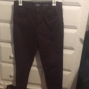 High-Rise Skinny Maroon Pants